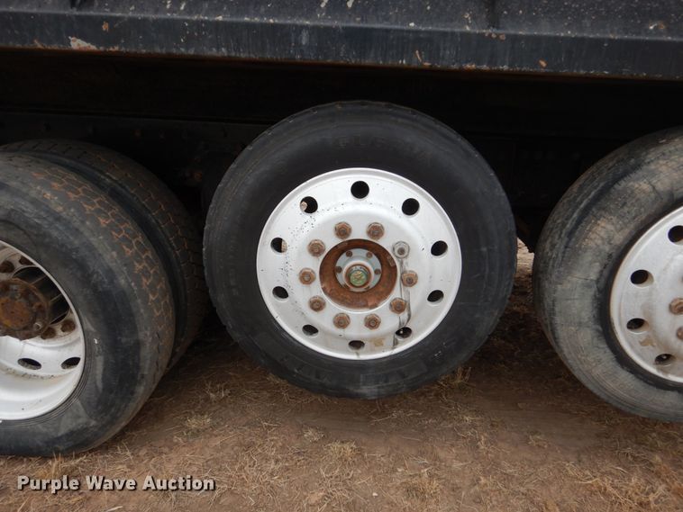 image for item HS9769 1991 Peterbilt 379  dump truck