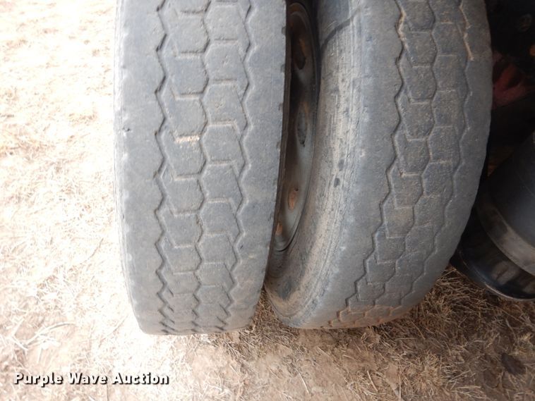 image for item HS9769 1991 Peterbilt 379  dump truck