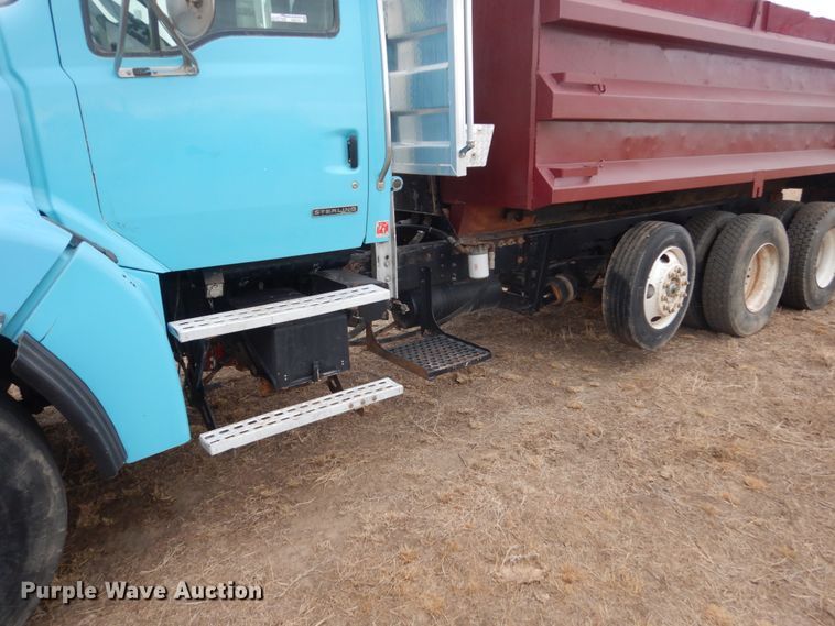 image for item HS9770 2001 Sterling L-Line  dump truck