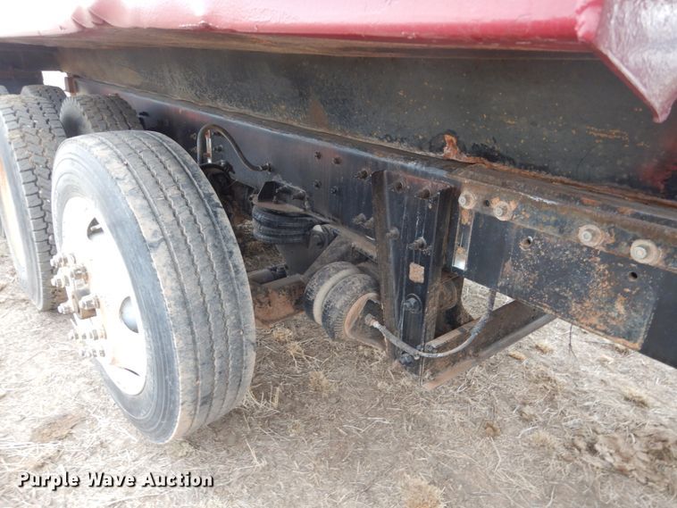 image for item HS9770 2001 Sterling L-Line  dump truck