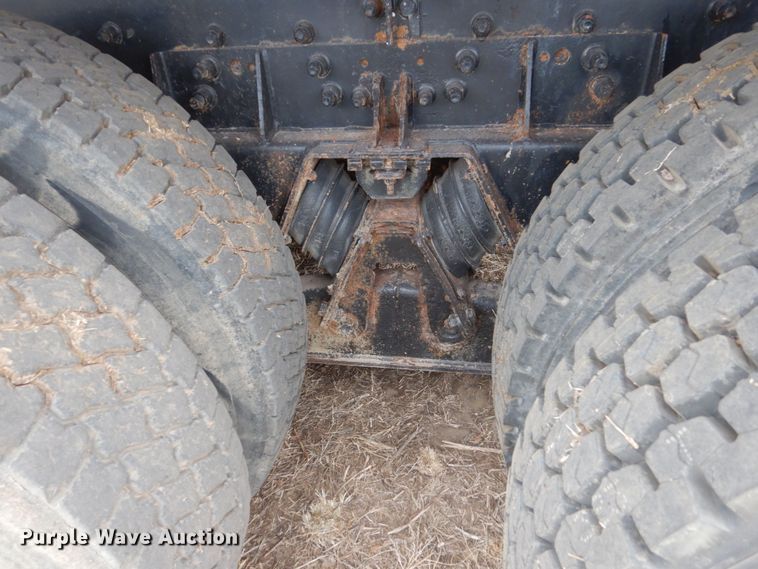 image for item HS9770 2001 Sterling L-Line  dump truck