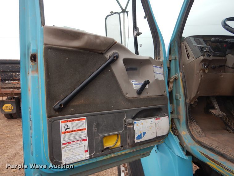 image for item HS9770 2001 Sterling L-Line  dump truck