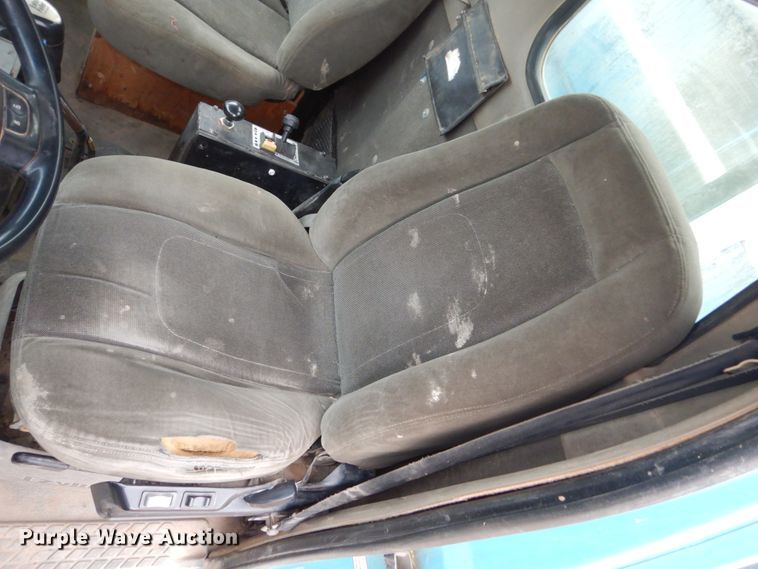 image for item HS9770 2001 Sterling L-Line  dump truck