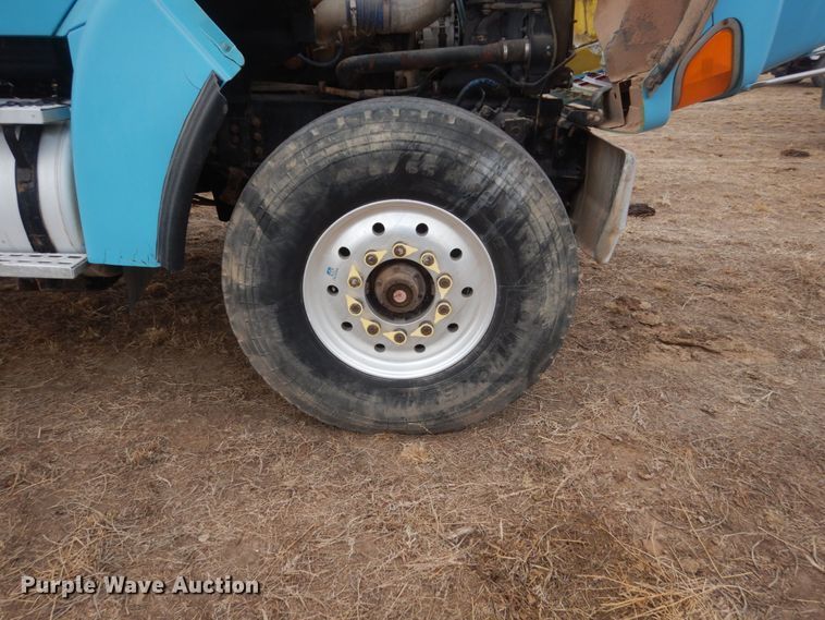 image for item HS9770 2001 Sterling L-Line  dump truck