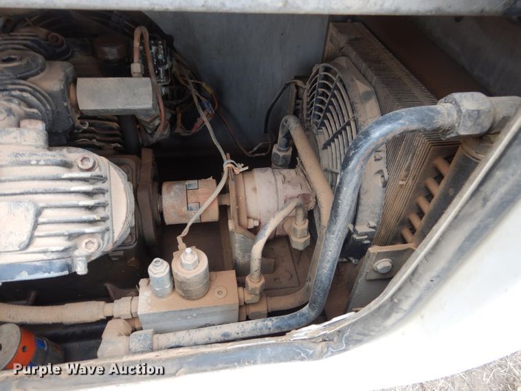 image for item HS9771 1999 Ford F450 Super Duty  service / utility truck with crane