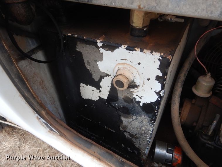 image for item HS9771 1999 Ford F450 Super Duty  service / utility truck with crane