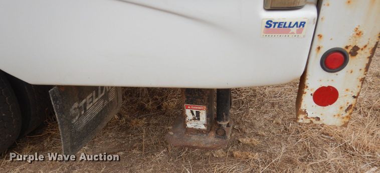 image for item HS9771 1999 Ford F450 Super Duty  service / utility truck with crane