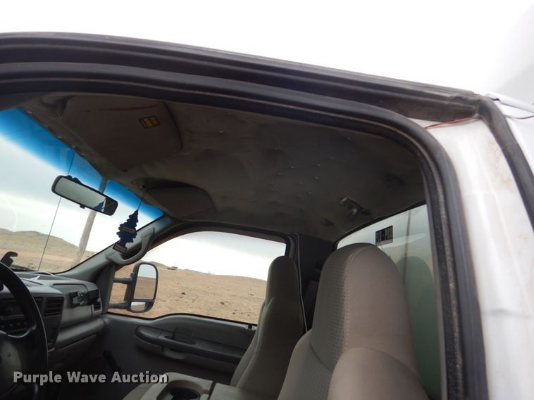 image for item HS9771 1999 Ford F450 Super Duty  service / utility truck with crane