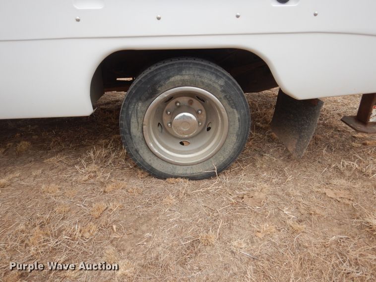 image for item HS9771 1999 Ford F450 Super Duty  service / utility truck with crane