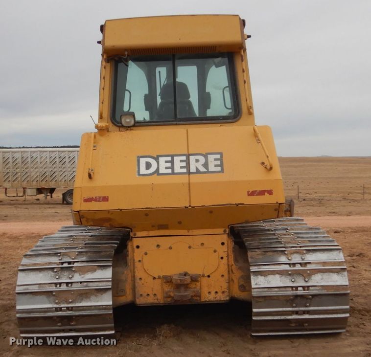 image for item HS9772 2000 John Deere 750C LGP  Series II dozer