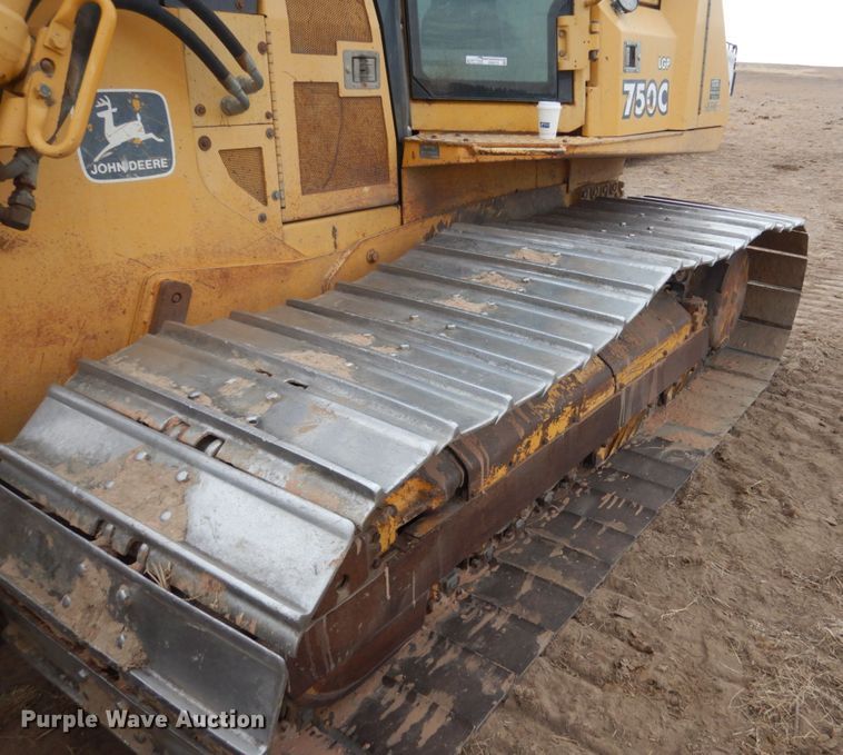 image for item HS9772 2000 John Deere 750C LGP  Series II dozer