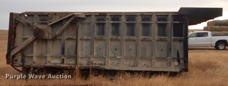 image for item HS9774 Reynolds  74156201102720 dump bed