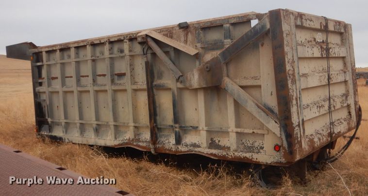 image for item HS9774 Reynolds  74156201102720 dump bed