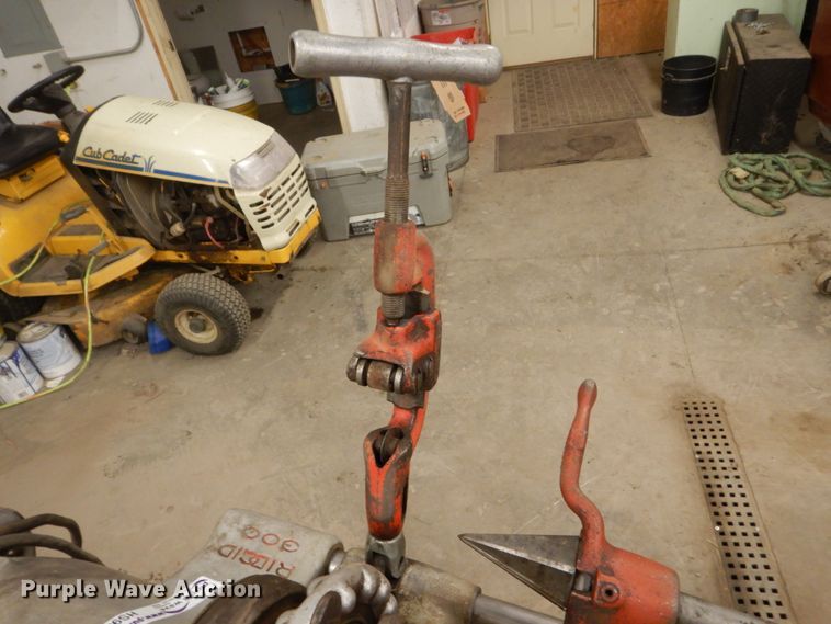 image for item HS9803 Rigid 300 pipe threader