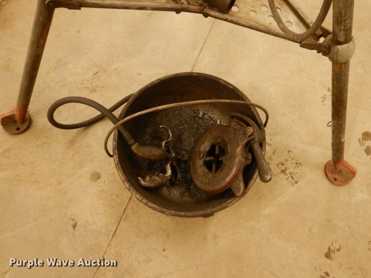 image for item HS9803 Rigid 300 pipe threader