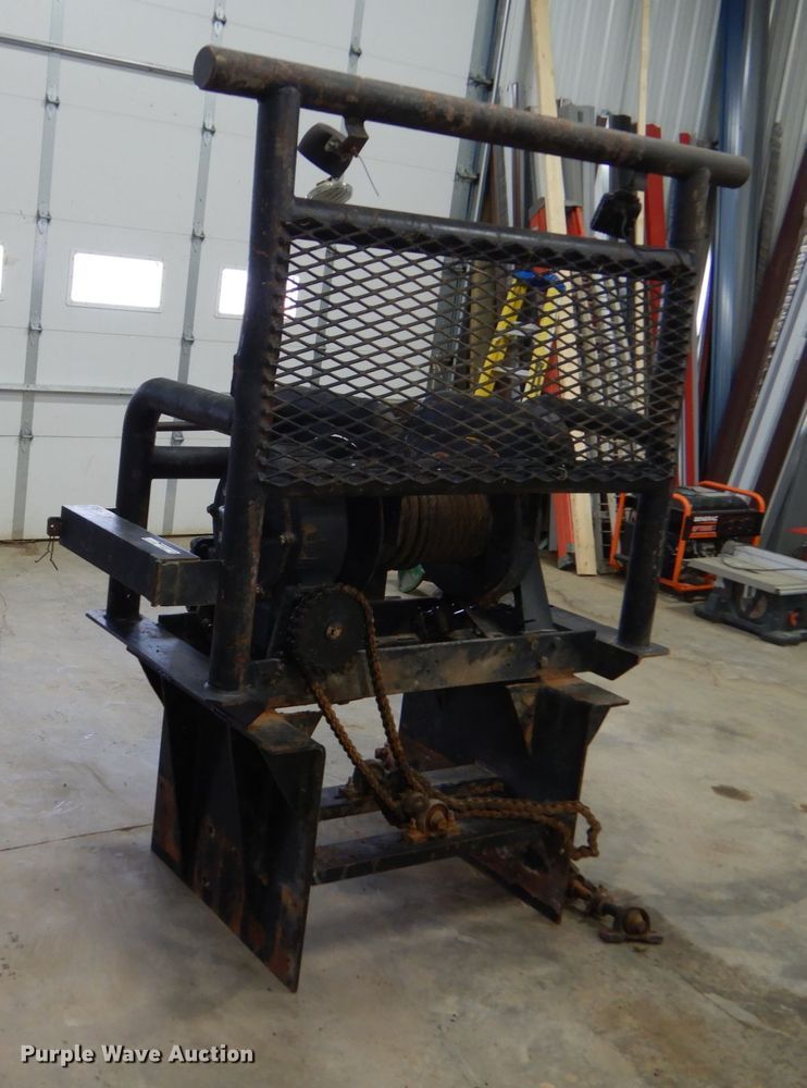 image for item HS9821 Braden winch