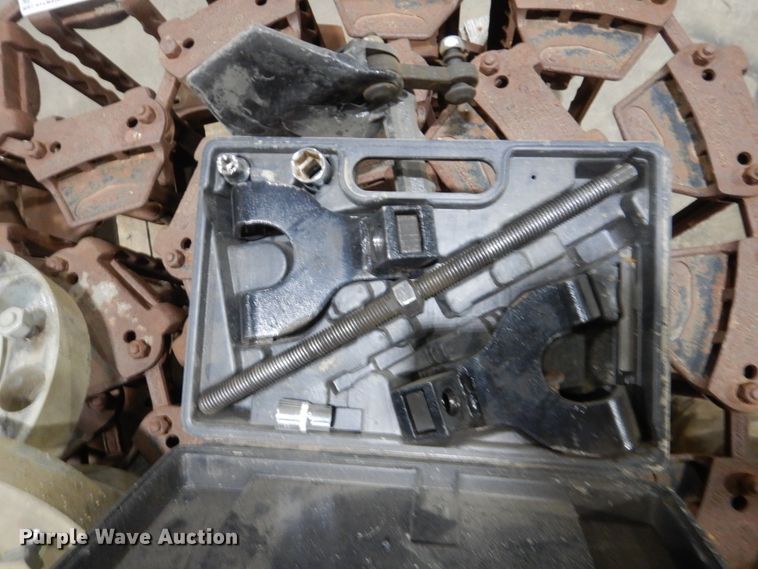 image for item HS9826 Over tire skid steer tracks