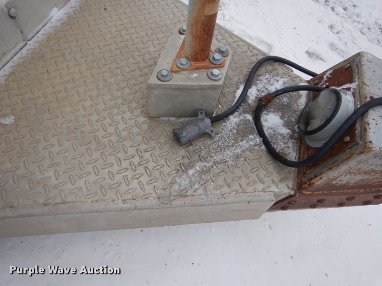 image for item HS9829 1995 Sooner enclosed cargo trailer