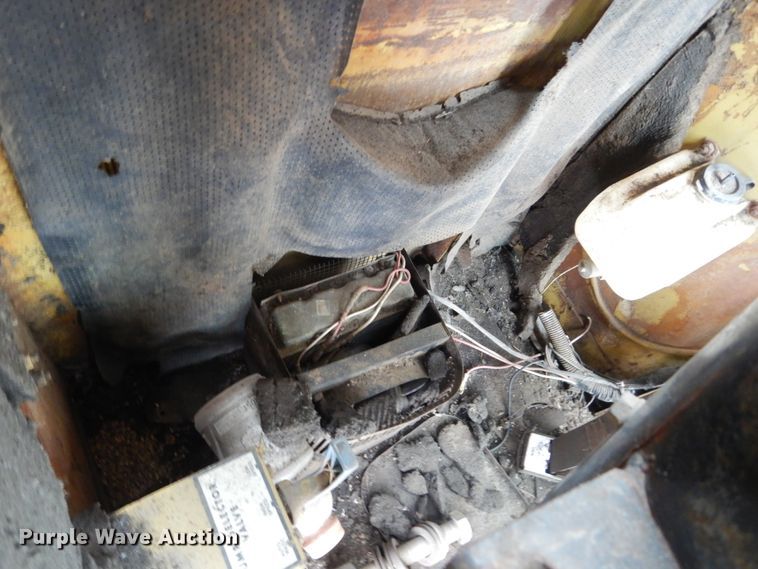 image for item HS9831 Gradall G660C excavator