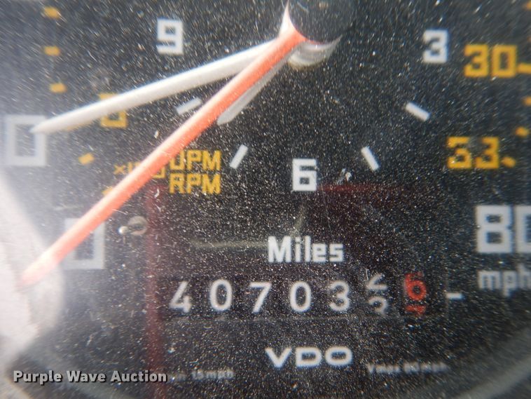 image for item HS9832 1988 Mack 600  tank truck