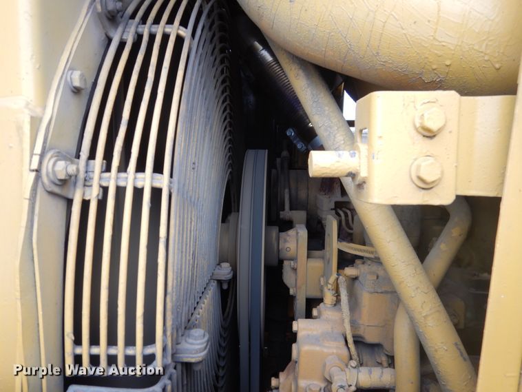 image for item HS9861 1988 Caterpillar 963 LGP  track loader