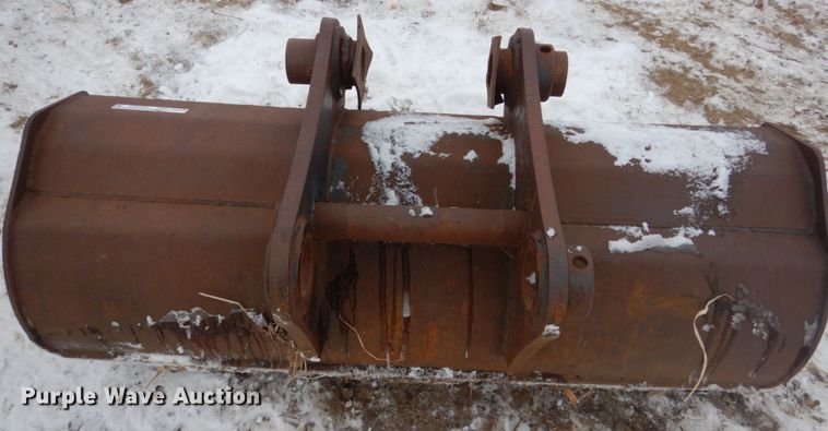 image for item HS9862 GMW  59"W excavator bucket