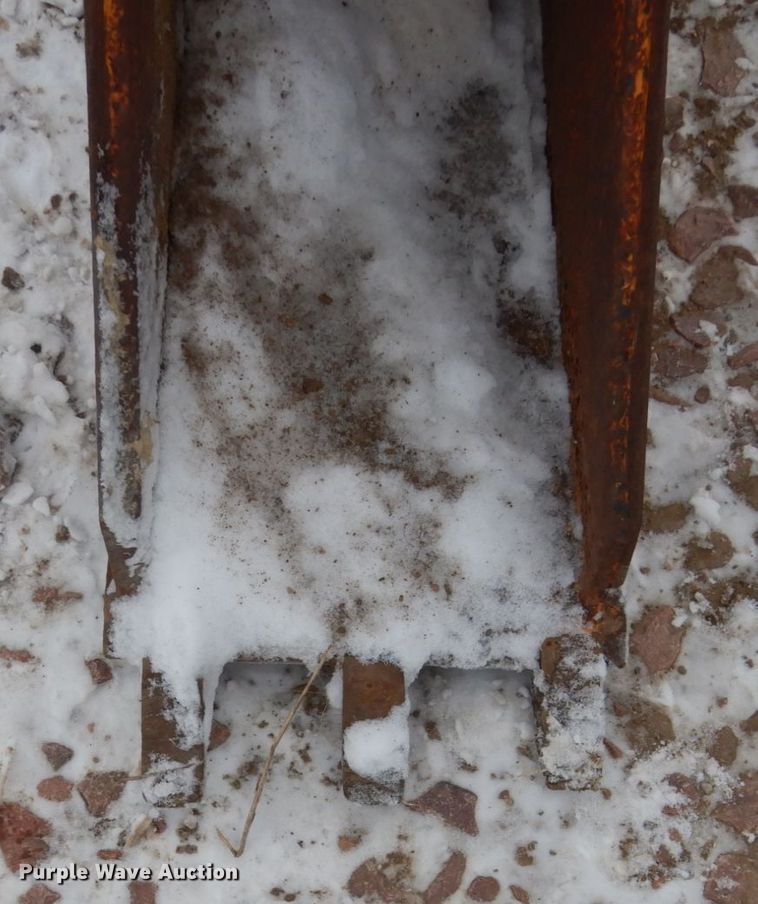 image for item HS9863 (2) buckets