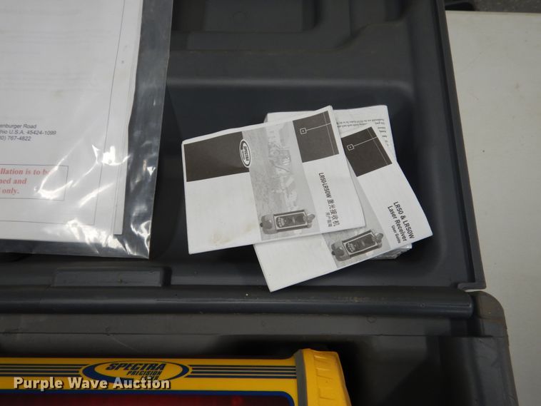 image for item HS9865 Spectra CB30  laser grader