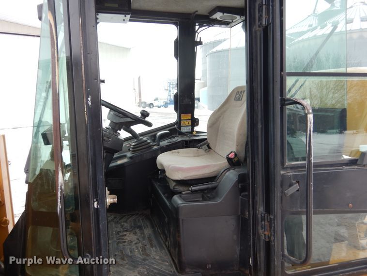 image for item HS9866 2006 Caterpillar 904B  wheel loader