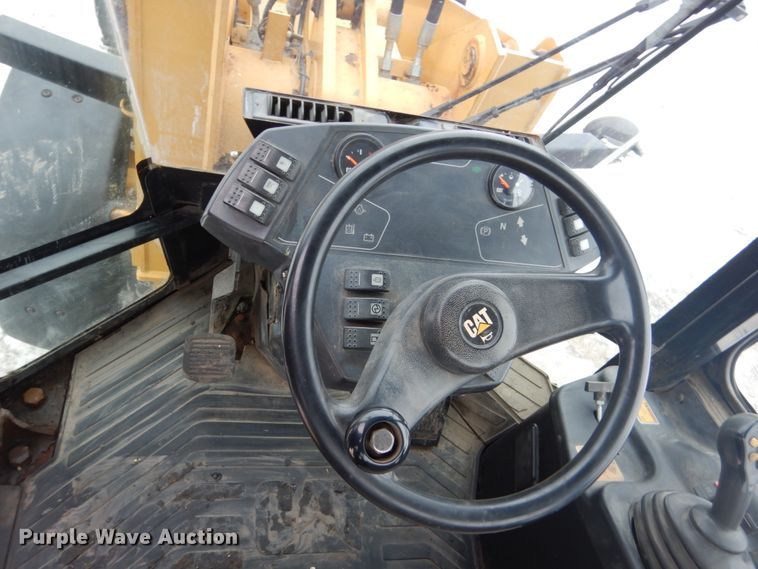 image for item HS9866 2006 Caterpillar 904B  wheel loader