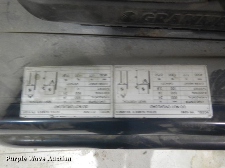 image for item HS9911 Caterpillar 2ET3000  forklift