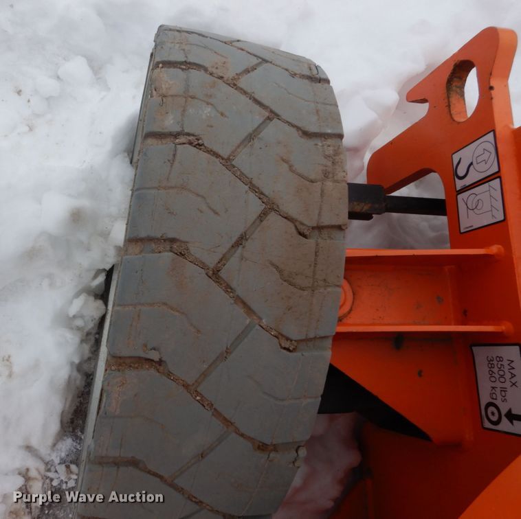 image for item HS9912 JLG E300AJP  boom lift