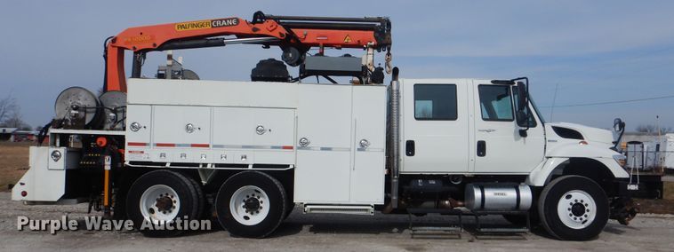 image for item HX9120 2010 International 7400 SBA  utility / service truck