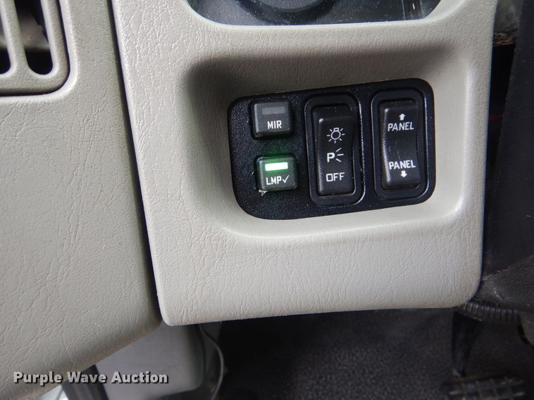 image for item HX9120 2010 International 7400 SBA  utility / service truck