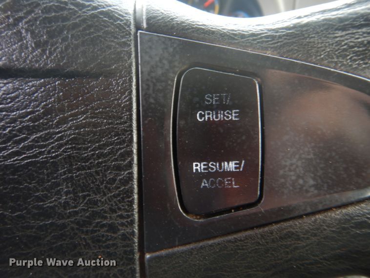 image for item HX9120 2010 International 7400 SBA  utility / service truck