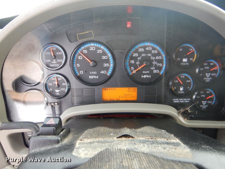 image for item HX9120 2010 International 7400 SBA  utility / service truck