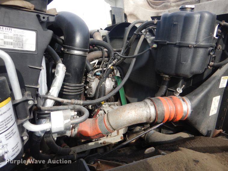 image for item HX9120 2010 International 7400 SBA  utility / service truck