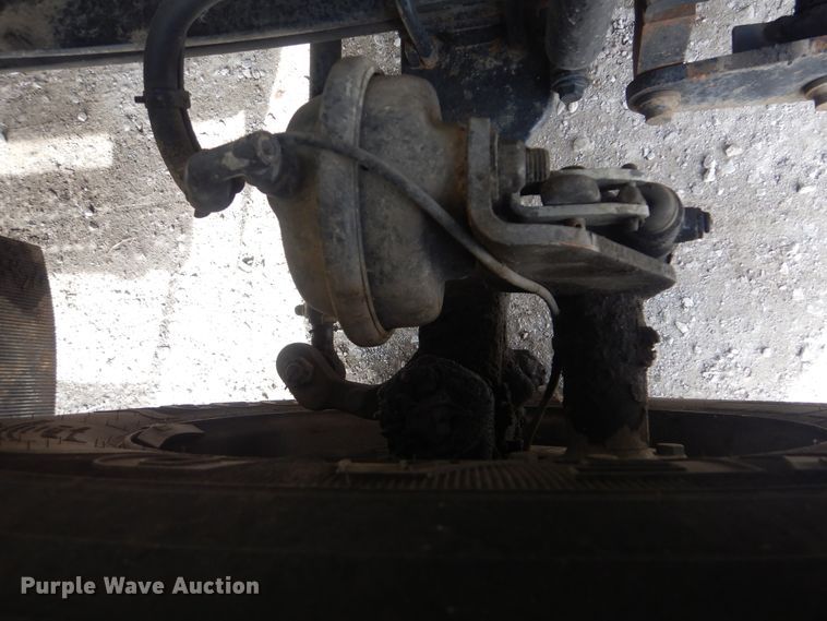 image for item HX9120 2010 International 7400 SBA  utility / service truck