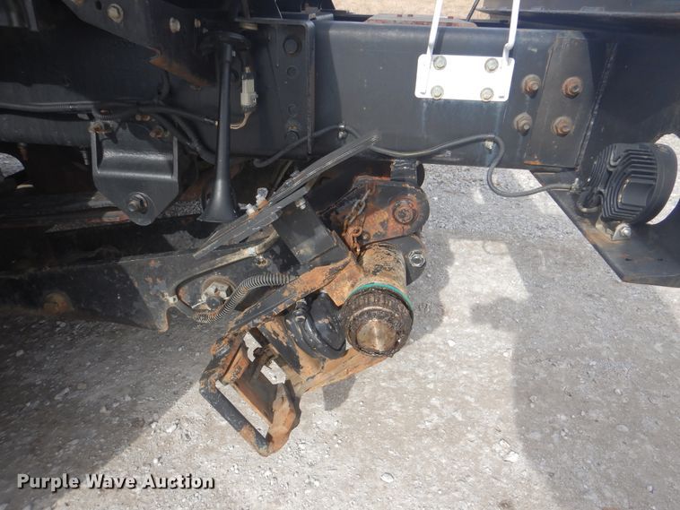 image for item HX9120 2010 International 7400 SBA  utility / service truck