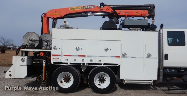 image for item HX9120 2010 International 7400 SBA  utility / service truck