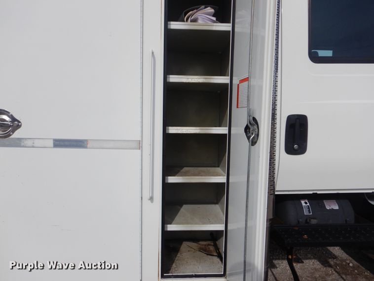 image for item HX9120 2010 International 7400 SBA  utility / service truck