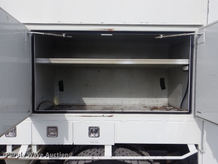 image for item HX9120 2010 International 7400 SBA  utility / service truck