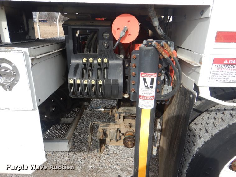 image for item HX9120 2010 International 7400 SBA  utility / service truck