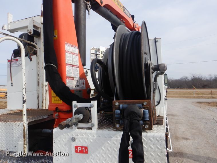 image for item HX9120 2010 International 7400 SBA  utility / service truck