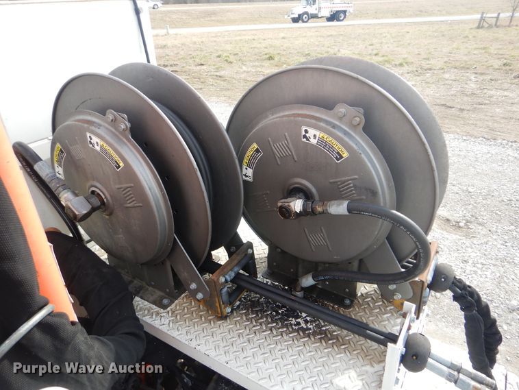 image for item HX9120 2010 International 7400 SBA  utility / service truck