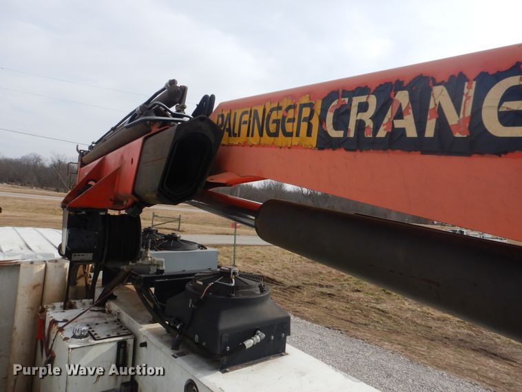 image for item HX9120 2010 International 7400 SBA  utility / service truck