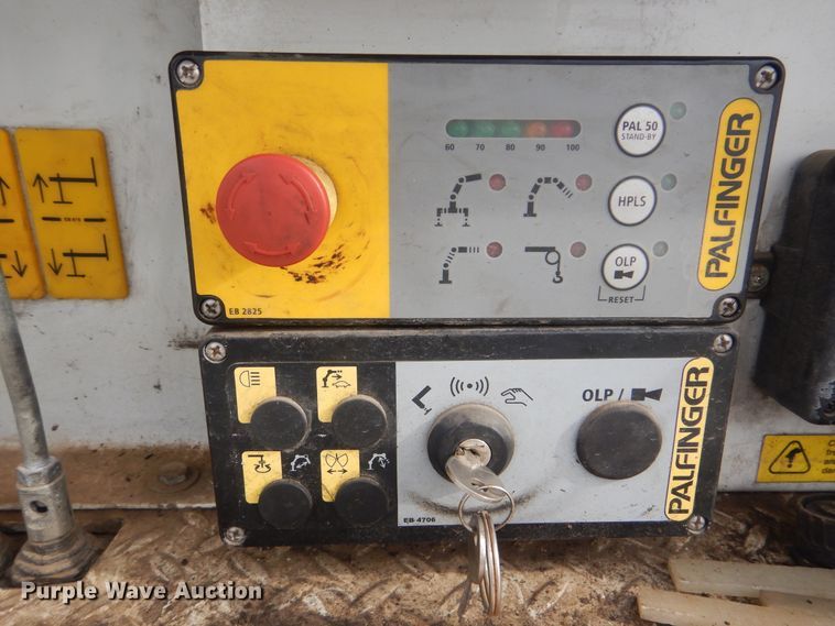 image for item HX9120 2010 International 7400 SBA  utility / service truck