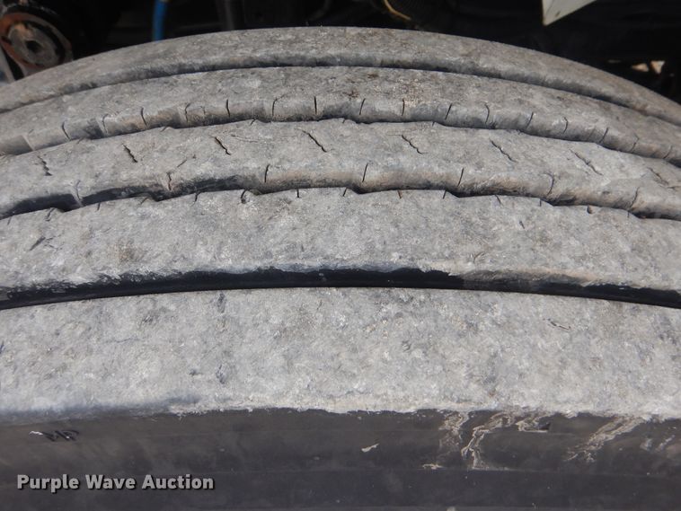 image for item HX9120 2010 International 7400 SBA  utility / service truck