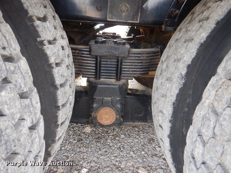 image for item HX9120 2010 International 7400 SBA  utility / service truck