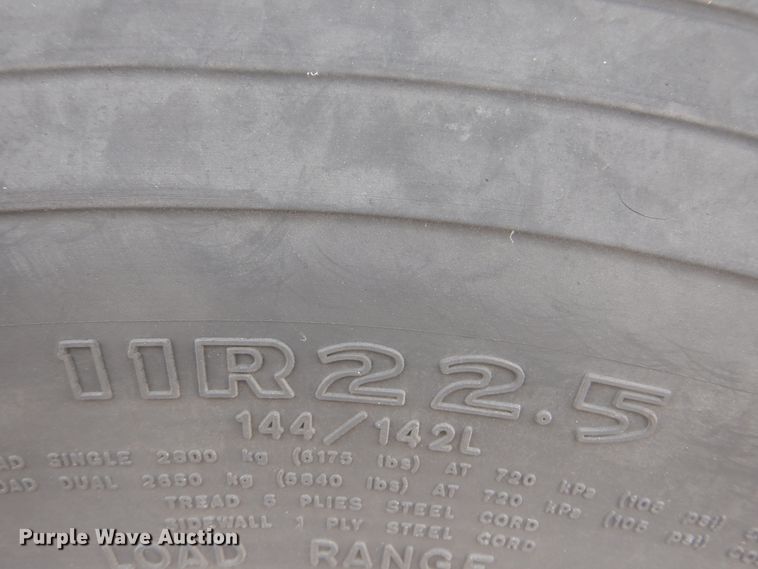 image for item HX9120 2010 International 7400 SBA  utility / service truck